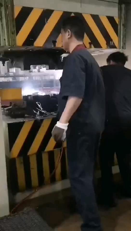 客戶(hu)使用(yong)生(sheng)産(chan)現(xian)場(chang)